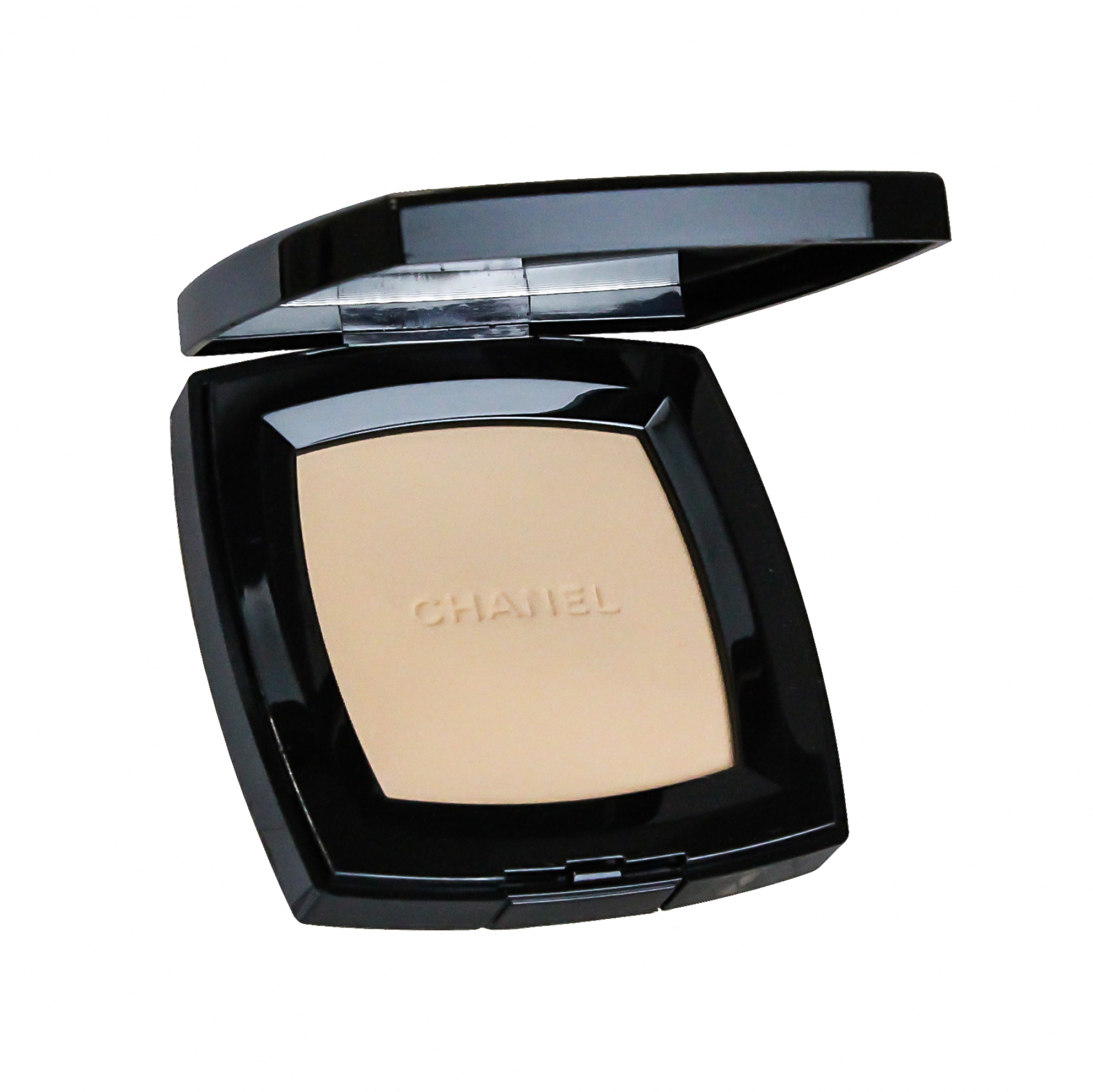 シャネル プードゥル ユニヴェルセル コンパクト 15g